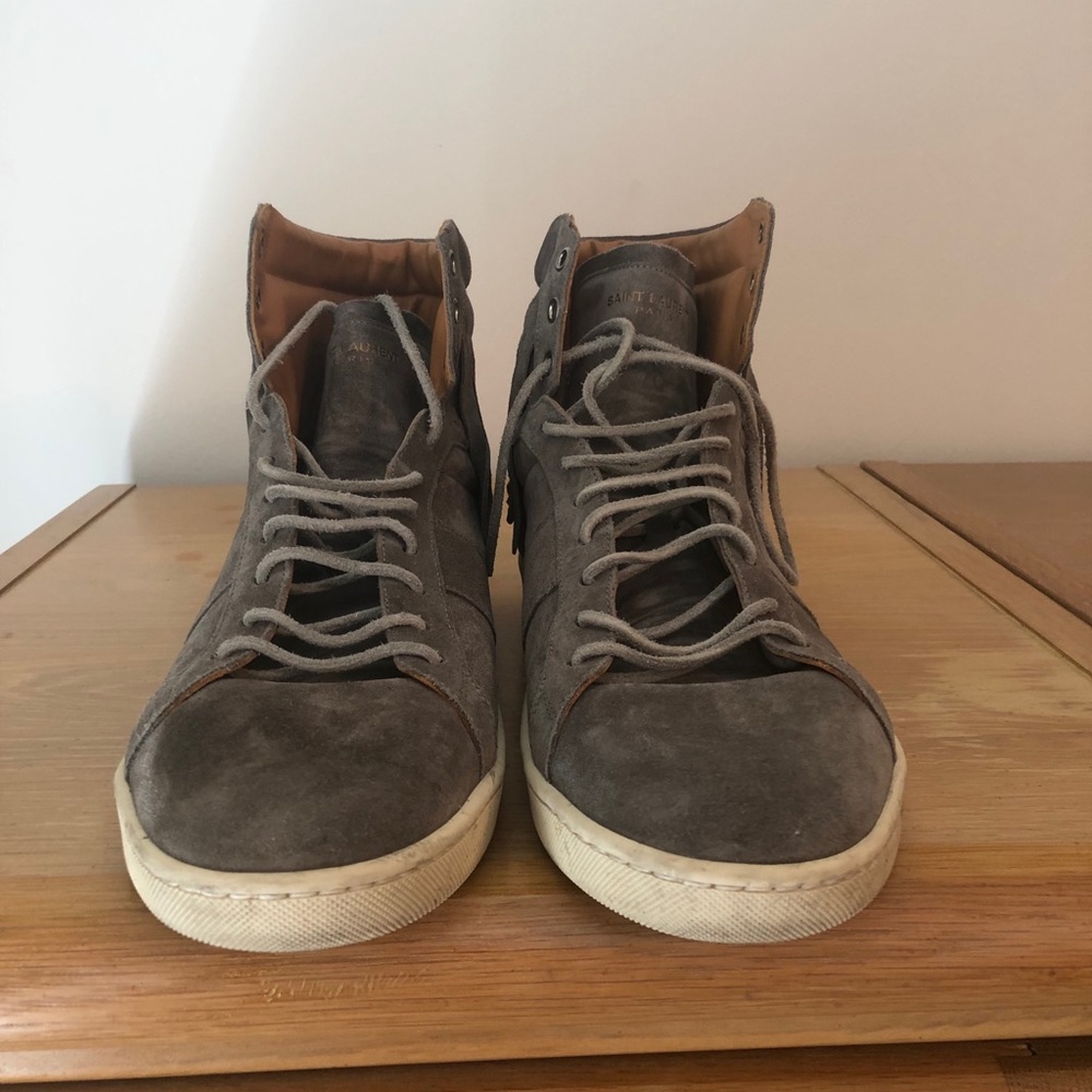 Saint Laurent Gray Fringe Men’s Sneaker - Picture 2 of 5